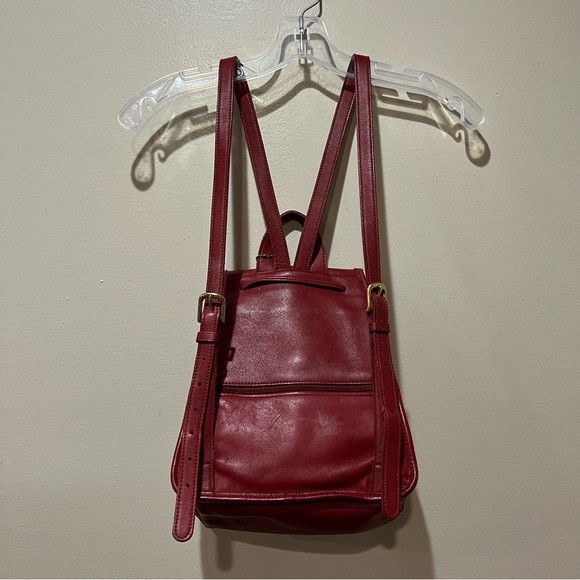 Vintage Coach Large Red Leather Daypack Backpack RARE - Picture 3 of 17